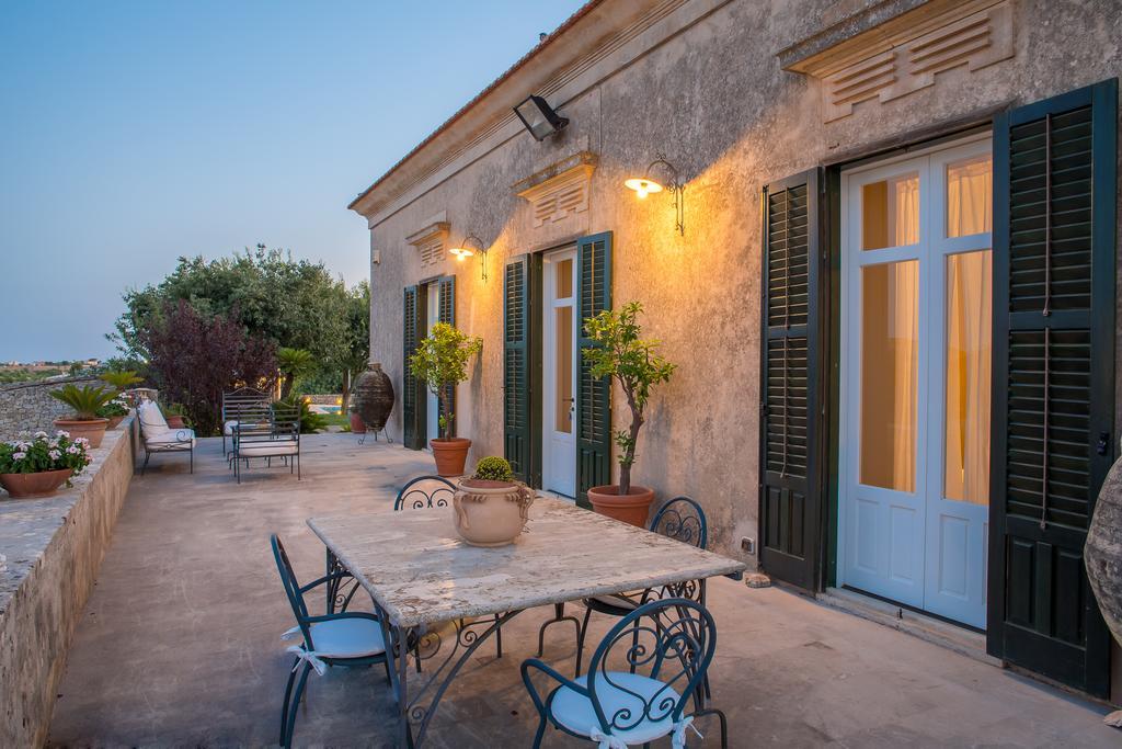 Villa Cappuccina Modica Bagian luar foto