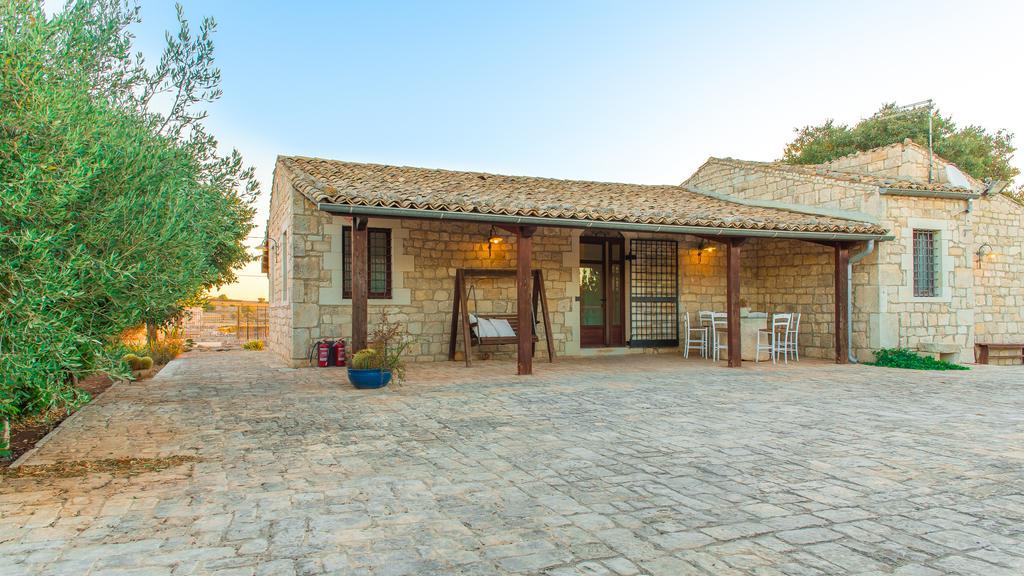 Villa Cappuccina Modica Bagian luar foto