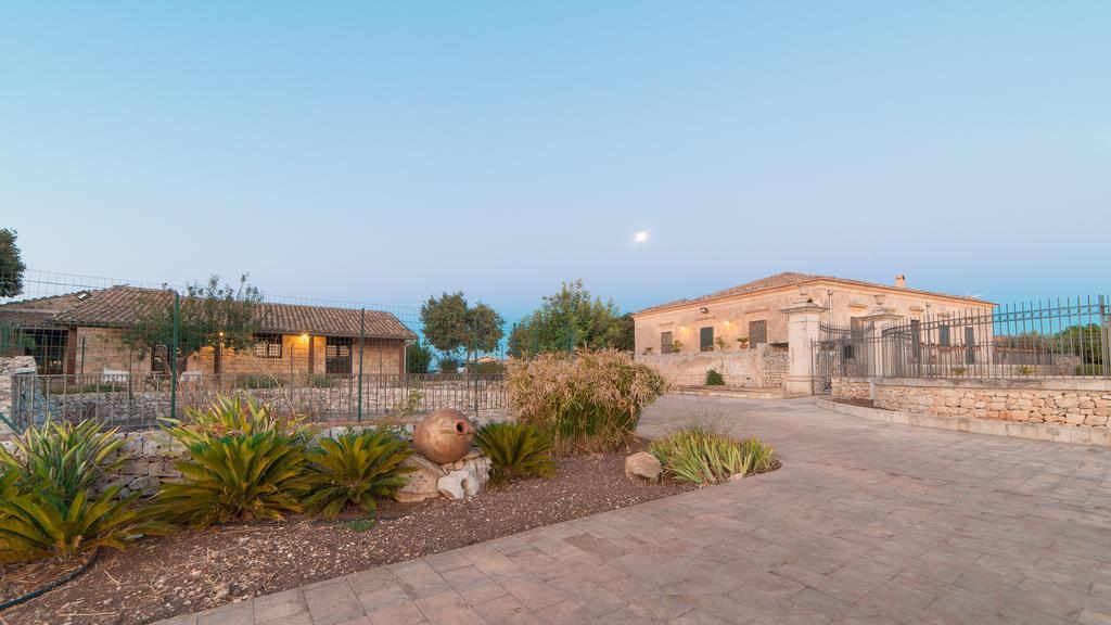 Villa Cappuccina Modica Bagian luar foto